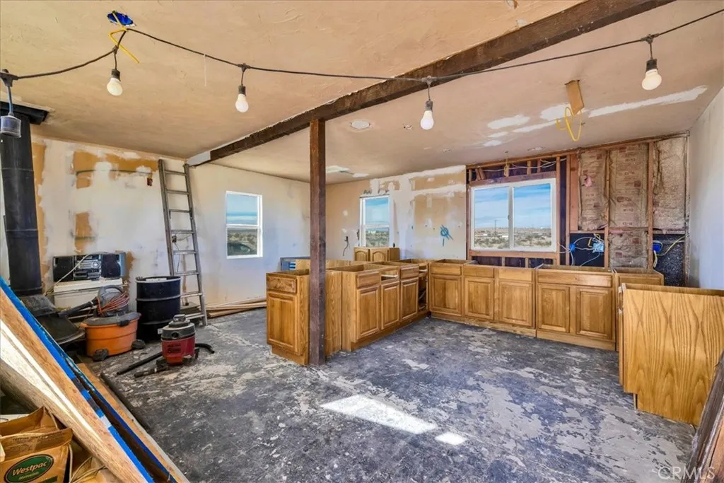 Additional image 37 of 67980 Valle Vista Road, 29 Palms, CA 92277