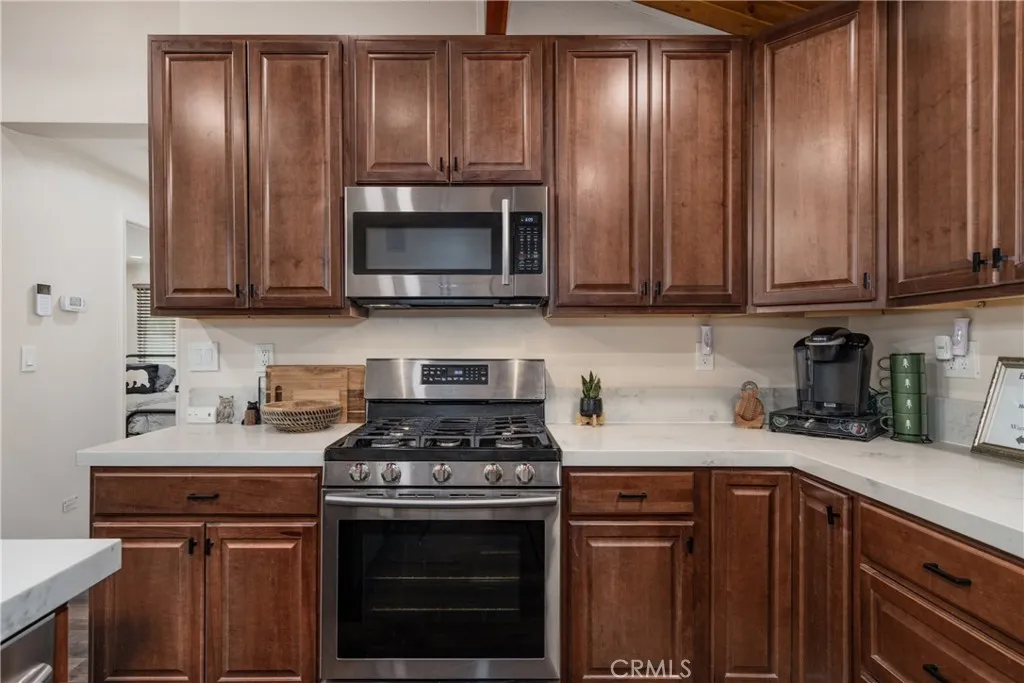 Additional image 46 of 33070 Hilltop Boulevard Blvd, Arrowbear, CA 92382