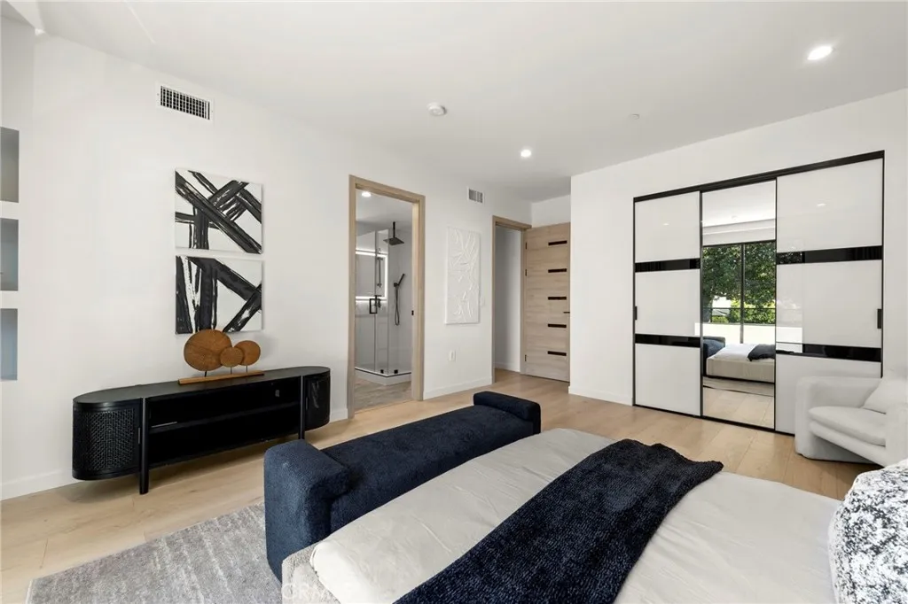 Additional image 46 of 4252 Shadyglade, Studio City, CA 91604