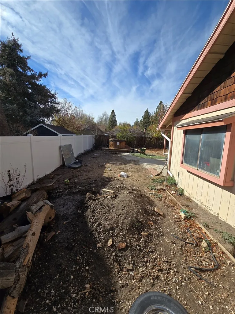 Additional image 23 of 933 Mount Doble Dr, Big Bear City, CA 92314