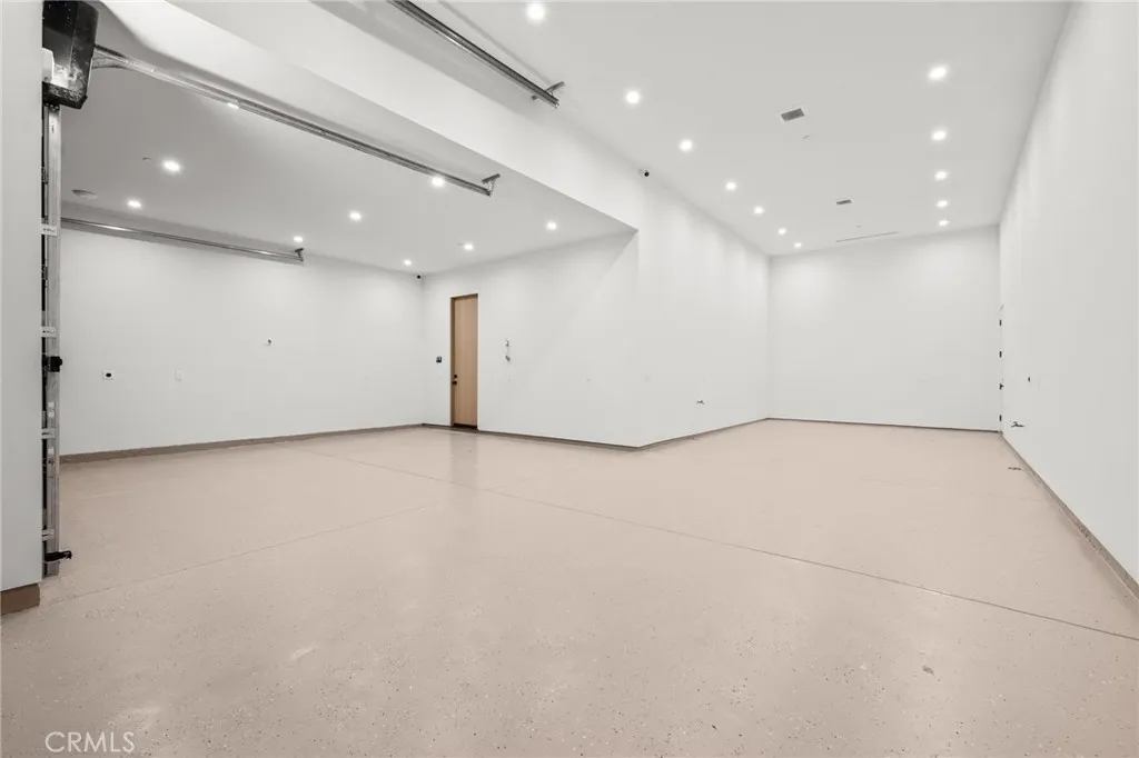 Additional image 106 of 22924 Erwin Street, Woodland Hills, CA 91367