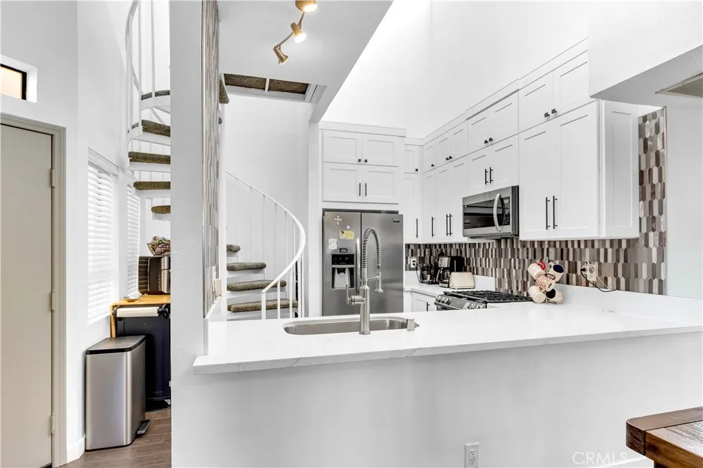 Additional image 44 of 5031 Dorado Dr, Huntington Beach, CA 92649