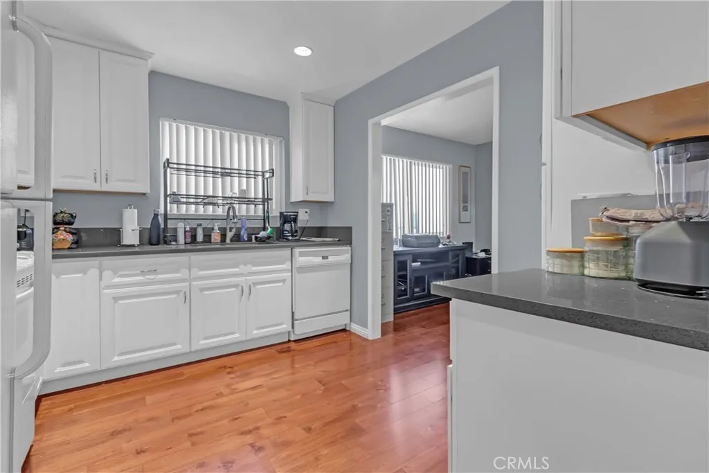 Additional image 38 of 12334 Chandler Blvd Unit C, Valley Village, CA 91607