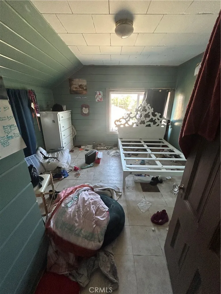 Additional image 88 of 467 W G Street, Colton, CA 92324