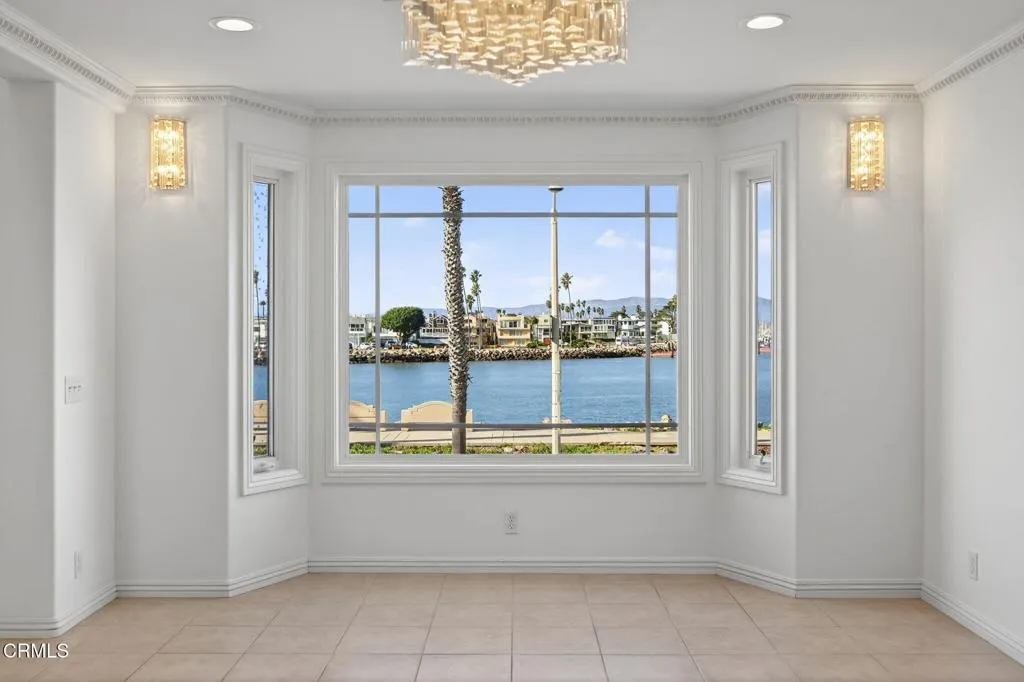 Additional image 65 of 124 San Nicholas Avenue, Oxnard, CA 93035