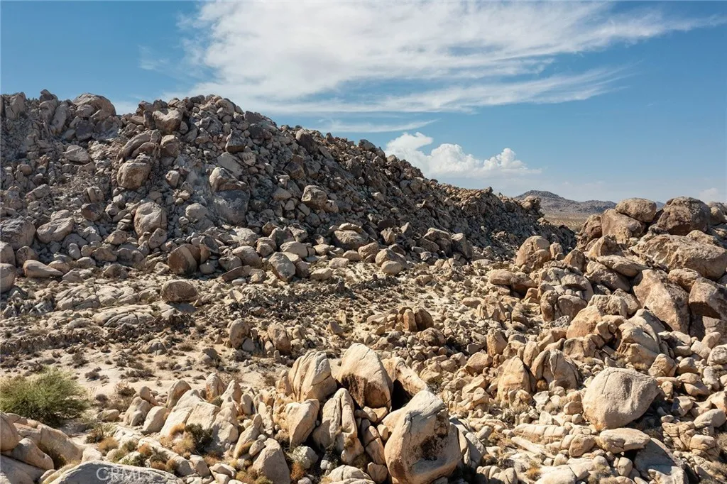 Additional image 52 of 66075 Foothill Dr, Joshua Tree, CA 92252