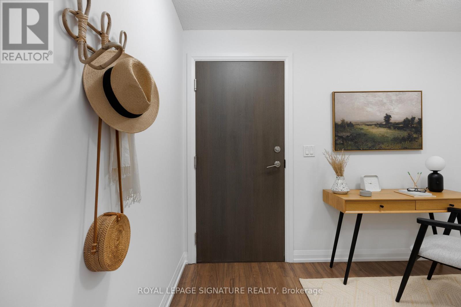 Property image for 110 - 305 ROEHAMPTON AVENUE|Toronto (Mount Pleasant East), Ontario M4P0B2