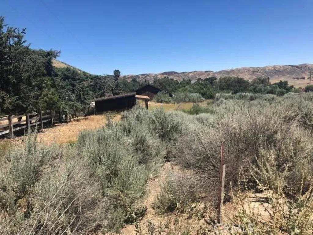 Additional image 9 of 40120 107th St W, Leona Valley, CA 93551