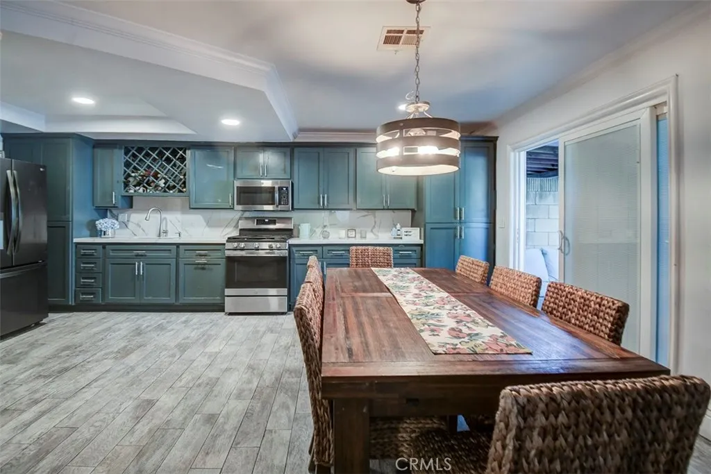 Additional image 7 of 2119 W Edinger Unit A Ave, Santa Ana, CA 92704