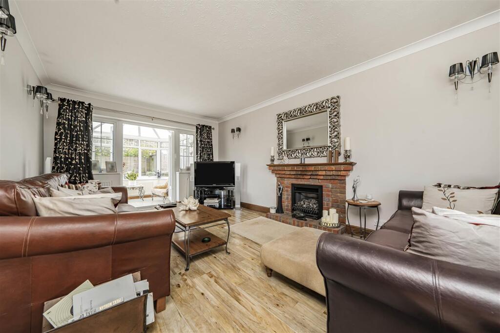 Additional image 19 of Oakwood Road, Bricket Wood, St. Albans