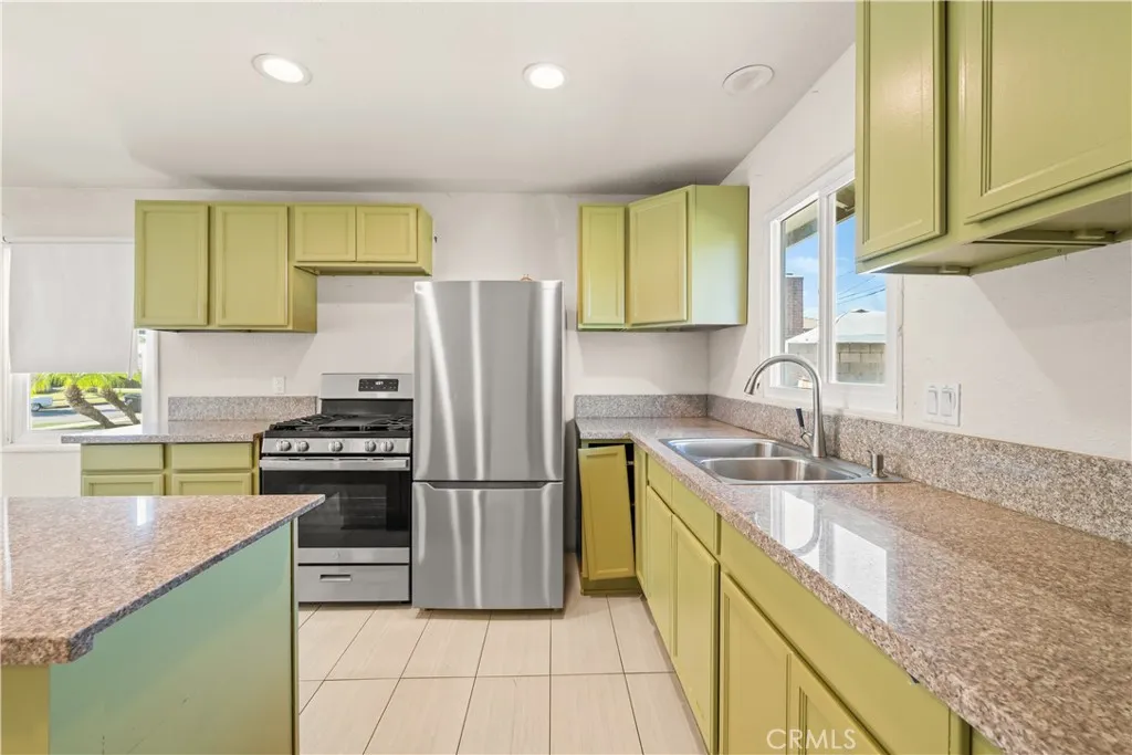 Additional image 59 of 816 W G St, Ontario, CA 91762