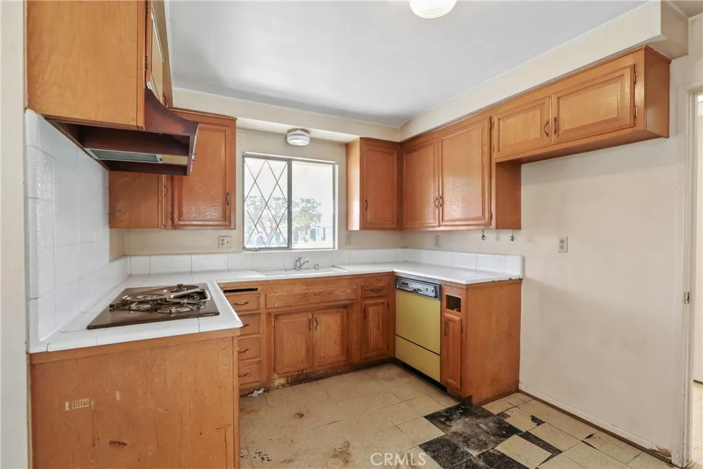 Additional image 32 of 2541 Summershade Dr, La Habra, CA 90631