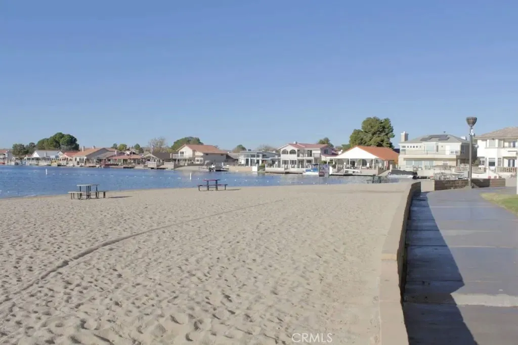 Additional image 7 of 27160 Vista Rd Unit 38, Helendale, CA 92342