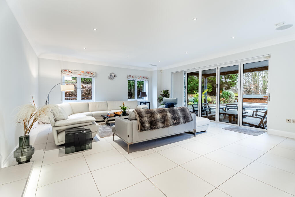 Additional image 8 of Marshals Drive, St. Albans, Hertfordshire, AL1