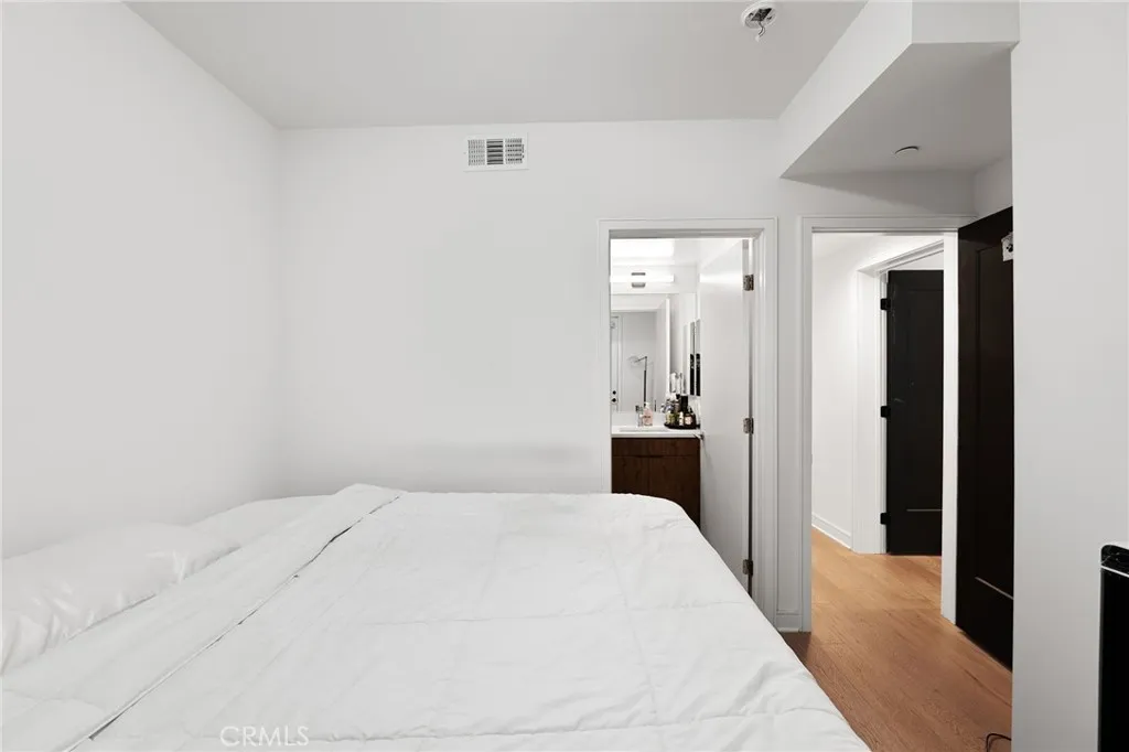 Additional image 51 of 1056 N Joels Pl, Los Angeles, CA 90012