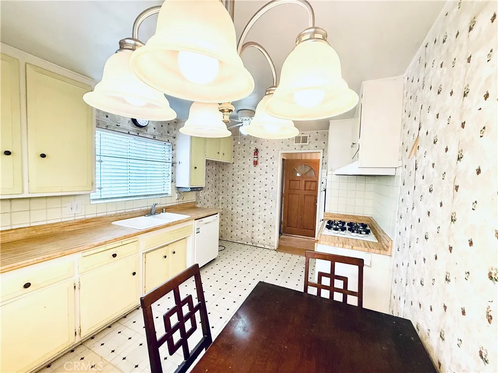 Additional image 26 of 1866 E 213th St, Carson, CA 90745