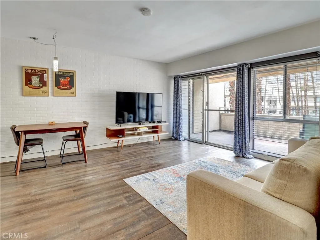 Additional image 4 of 277 E Alejo Road Unit 214, Palm Springs, CA 92262