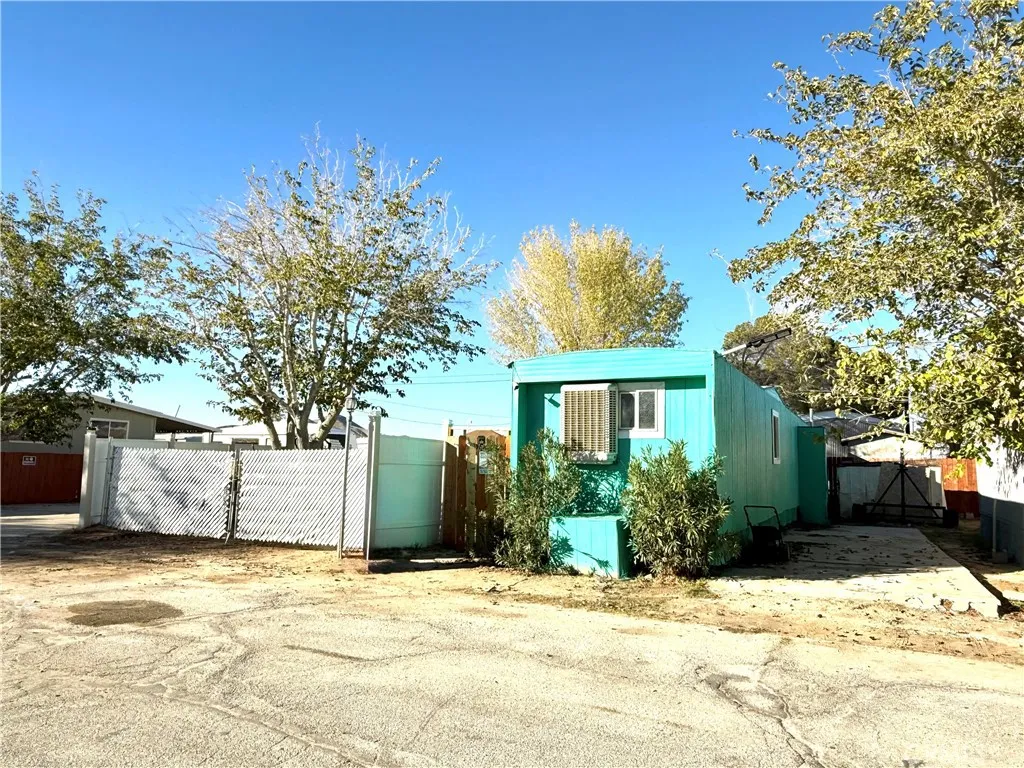 Additional image 2 of 1258 Rosamond Blvd Unit 66, Rosamond, CA 93560