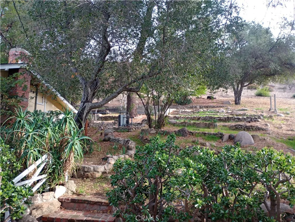 Additional image 5 of 7916 Glenties Lane, Sunland, CA 91040