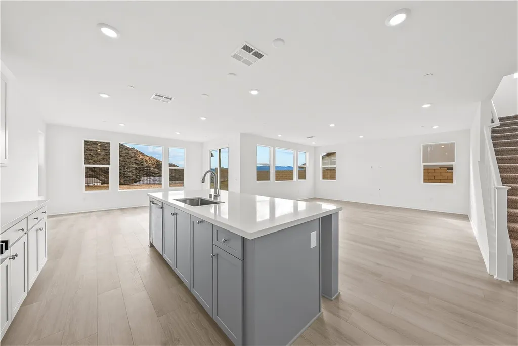 Additional image 29 of 30140 Crestline Court, Castaic, CA 91384