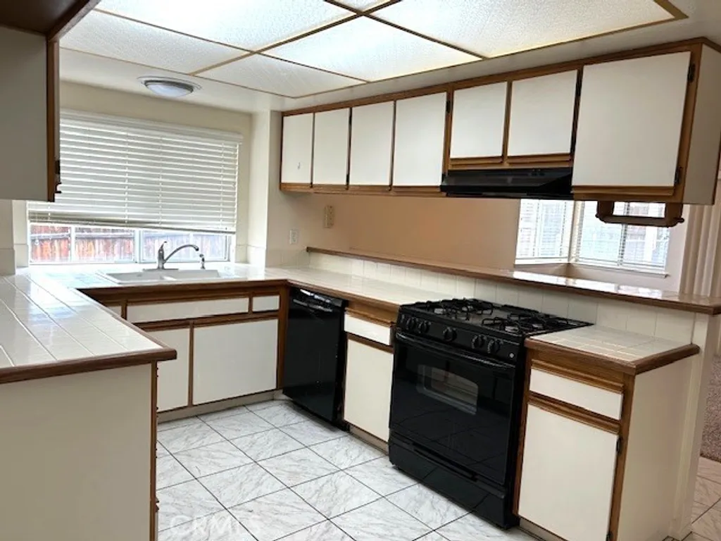 Additional image 8 of 293 Maple Court, San Jacinto, CA 92582