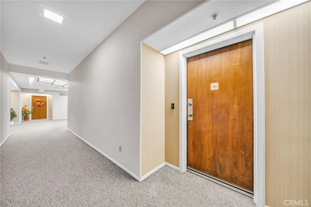 Additional image 26 of 2559 Plaza Del Amo Unit 215, Torrance, CA 90503