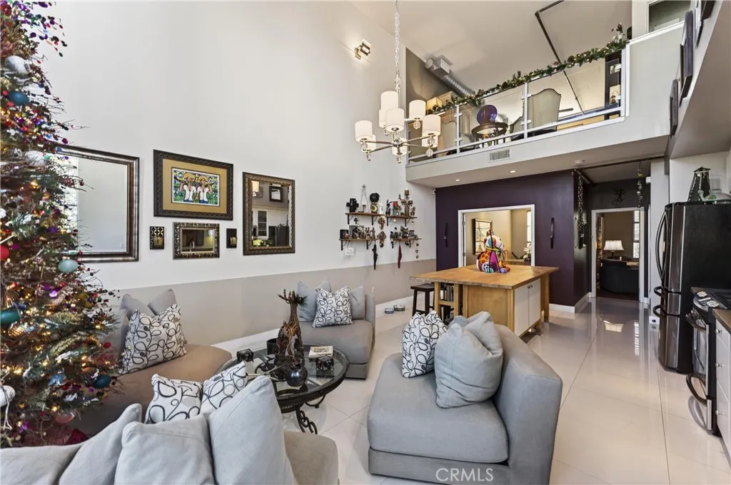 Additional image 45 of 906 E Civic Center Dr, Santa Ana, CA 92701