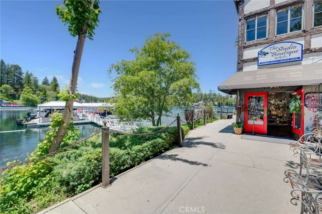 Additional image 42 of 395 Primrose Circle Unit 1-2, Lake Arrowhead, CA 92352