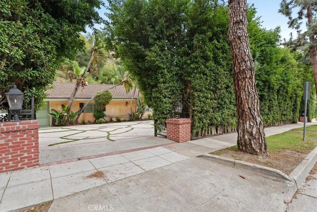 Additional image 13 of 1138 Coldwater Canyon Drive, Beverly Hills, CA 90210