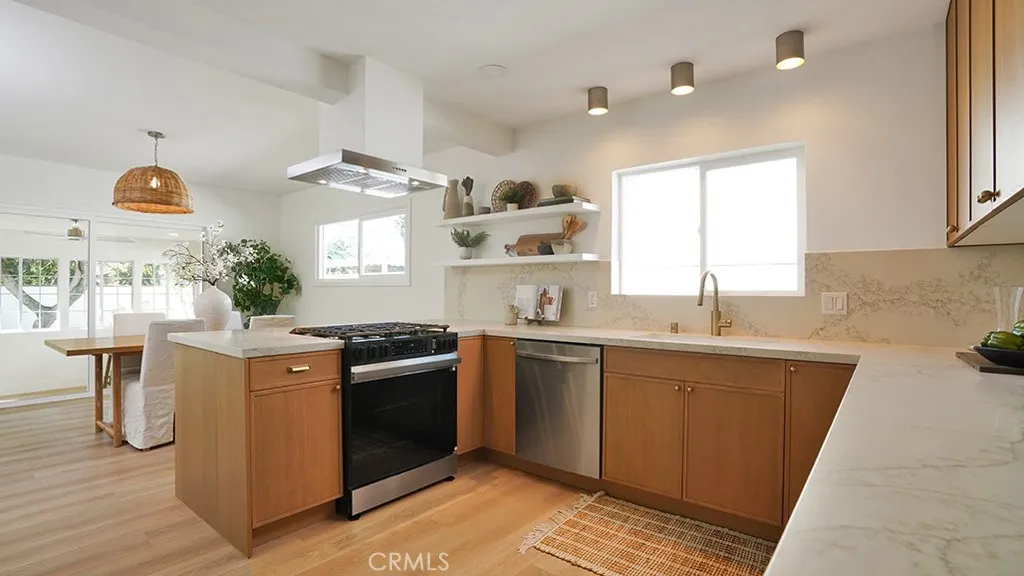Additional image 36 of 579 N Century Dr, Anaheim, CA 92805