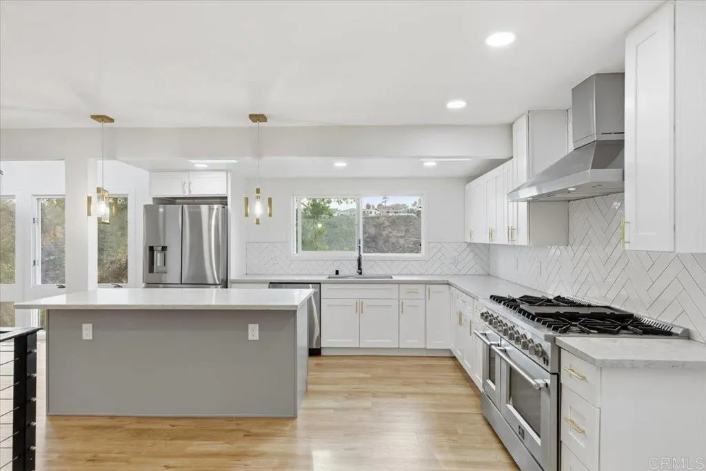 Additional image 3 of 5220 Le Barron Road, San Diego, CA 92115