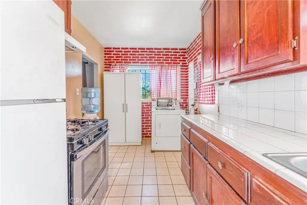 Additional image 39 of 1709 Rialto Ave, Colton, CA 92324