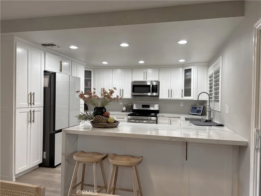 Additional image 46 of 8077 Langdon Ave, Hesperia, CA 92345