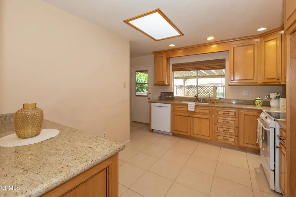 Additional image 28 of 24133 Village 24 Vlg, Camarillo, CA 93012