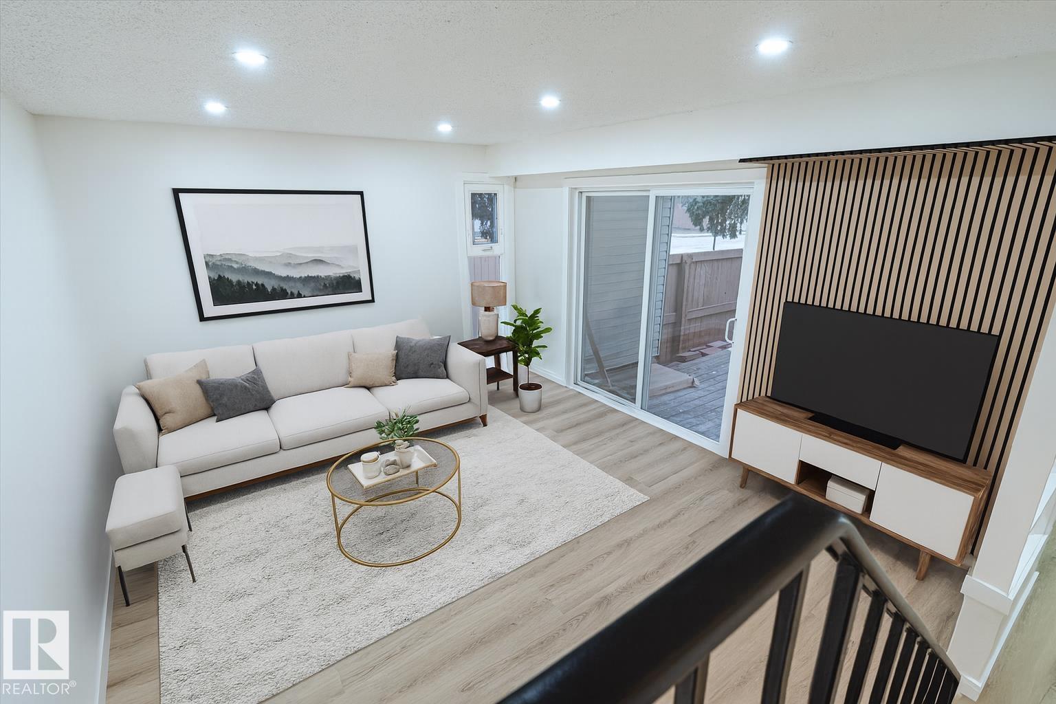 7114 178 ST NW|Edmonton, Alberta T5T3E9