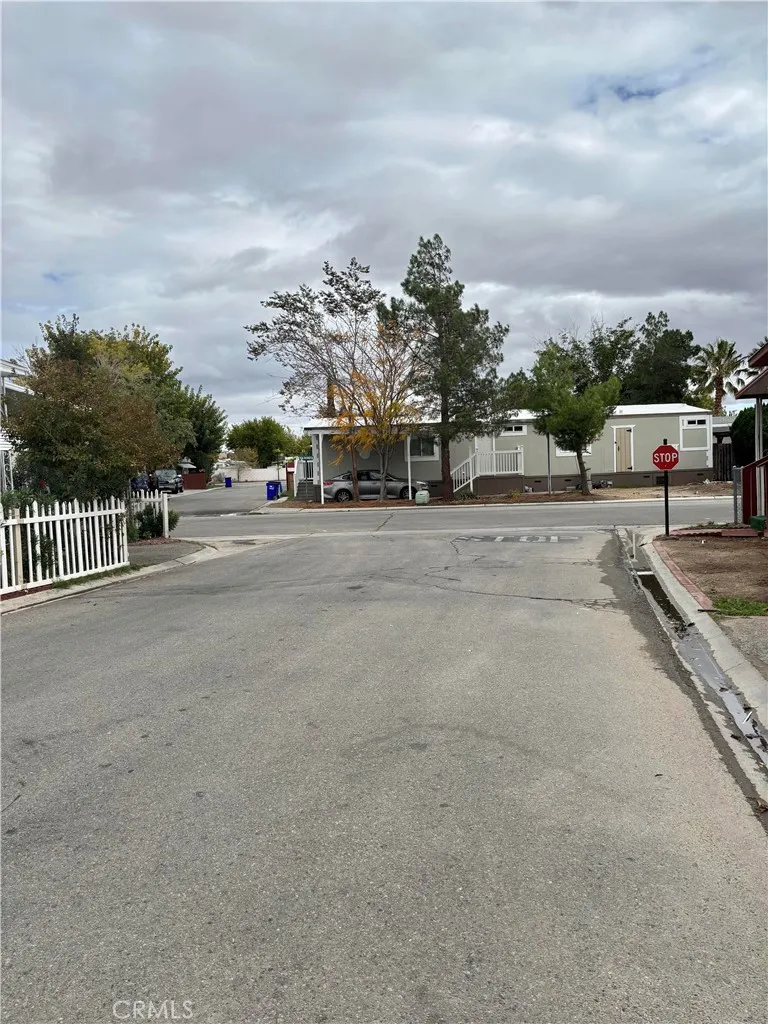 Additional image 20 of 1301 E Avenue I, Lancaster, CA 93535