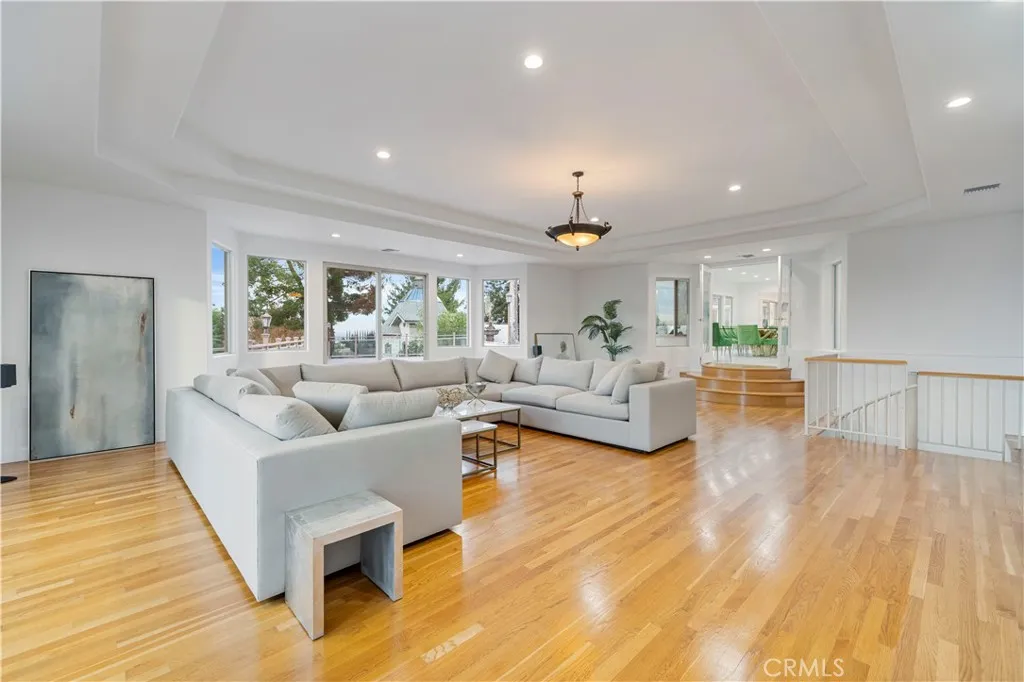 Additional image 94 of 4651 Ellenita Ave., Tarzana, CA 91356