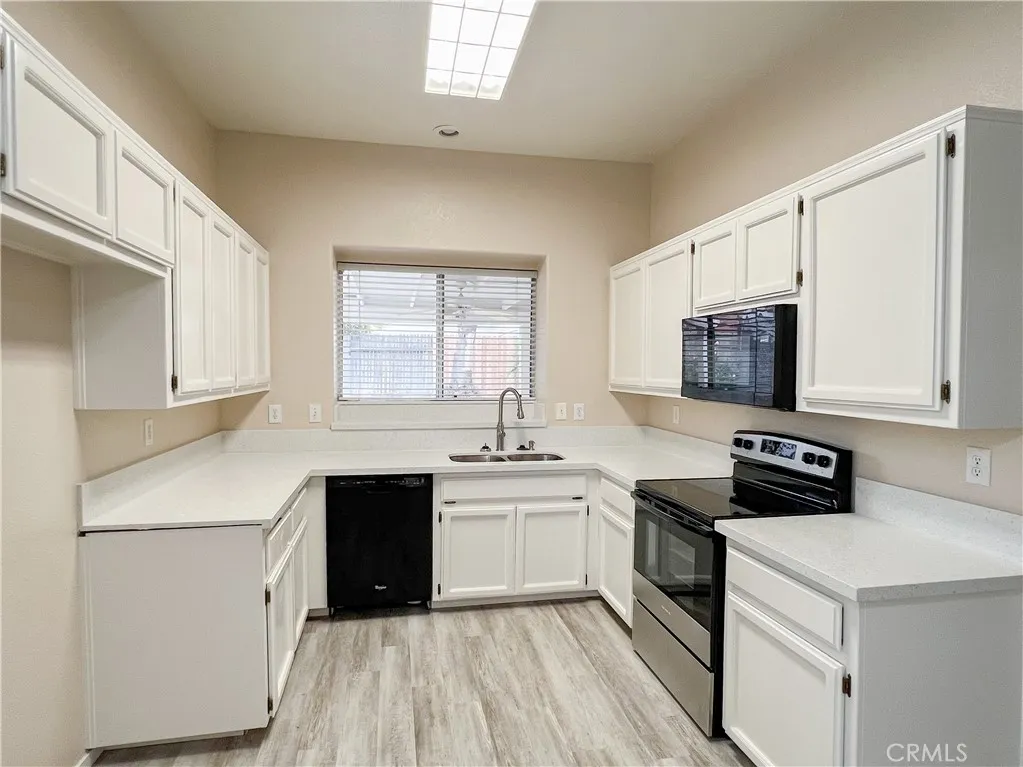 Additional image 42 of 8713 Fox Creek Court, Bakersfield, CA 93312