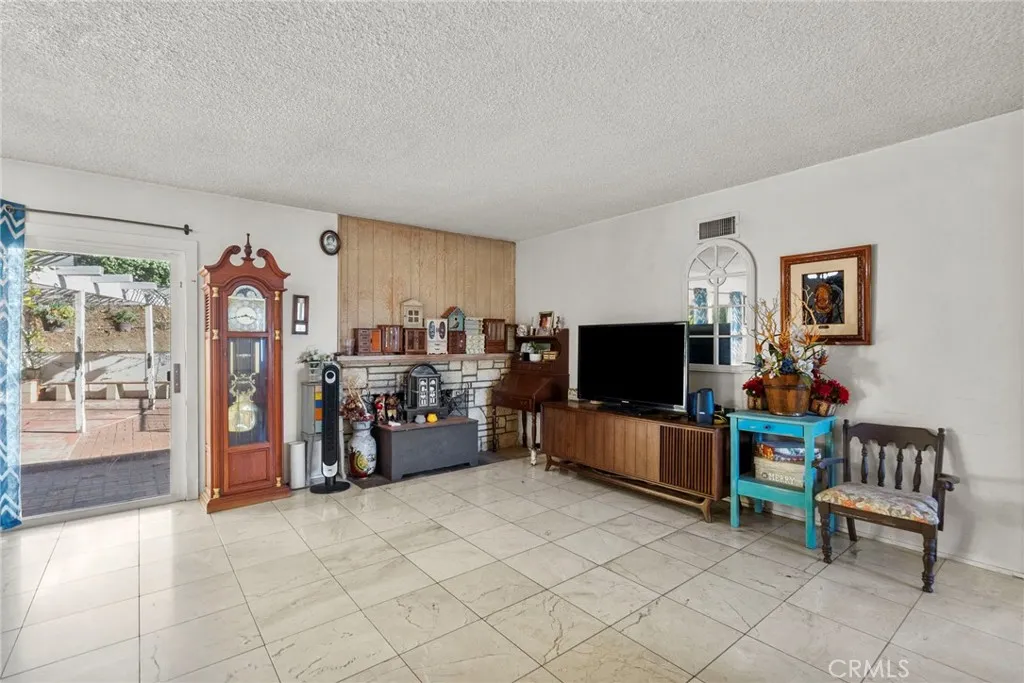 Additional image 18 of 10533 Kurt Street, Lakeview Terrace, CA 91342