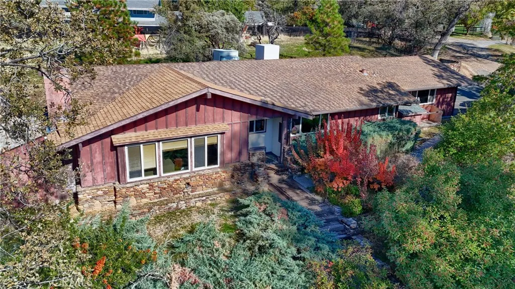 Additional image 50 of 42997 E Mountain View Lane, Oakhurst, CA 93644