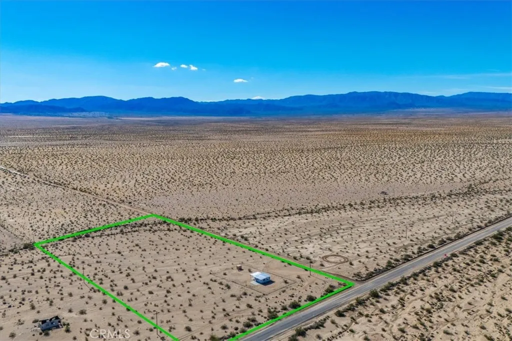 Additional image 32 of 86515 Amboy Road, 29 Palms, CA 92277