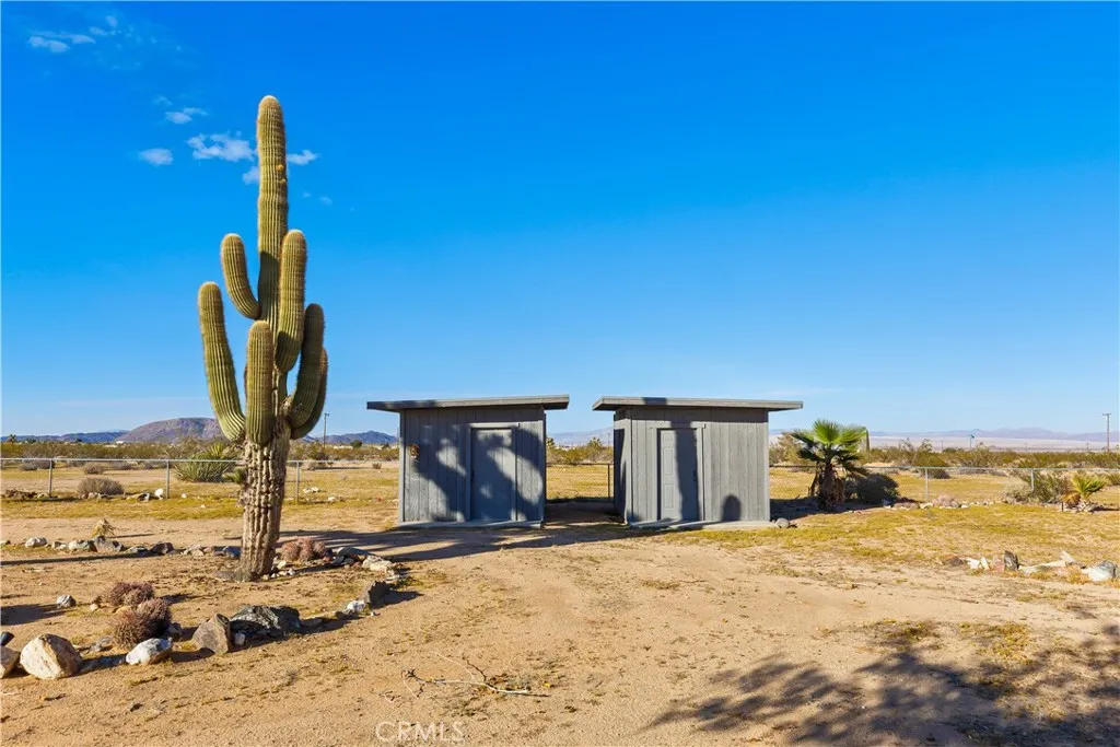 Additional image 33 of 60611 Birdie Ln, Landers, CA 92285