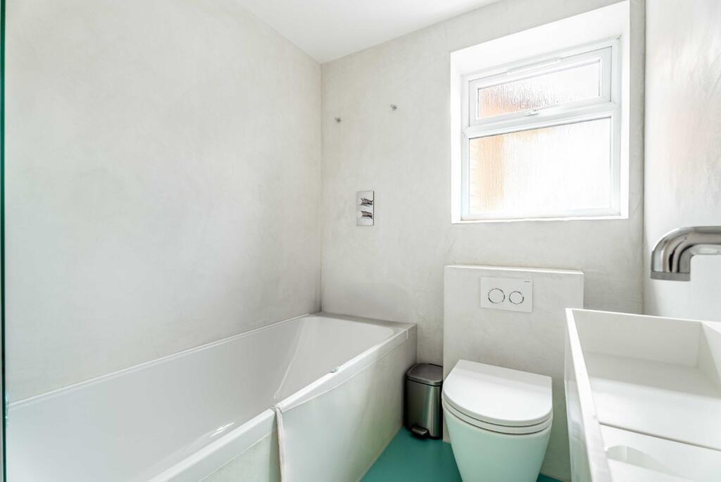 Additional image 19 of Nelson Avenue, St. Albans, Hertfordshire, AL1