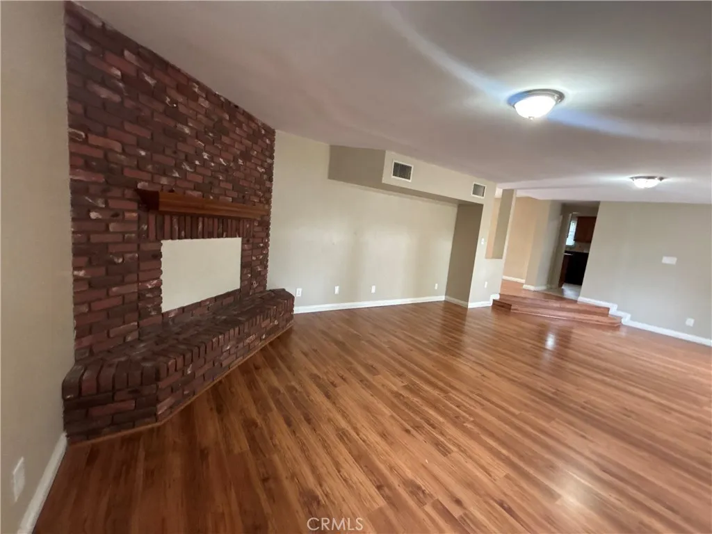 Additional image 4 of 19145 Kittridge, Reseda, CA 91335