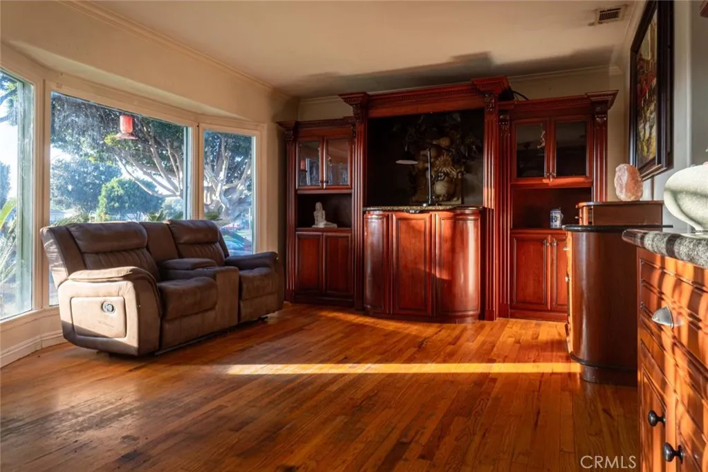 Additional image 28 of 5606 Bellflower Blvd, Lakewood, CA 90713