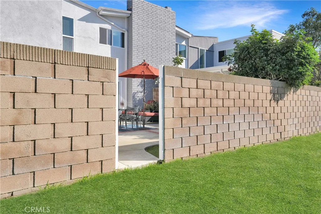 Additional image 62 of 367 Grenoble Lane, Costa Mesa, CA 92627