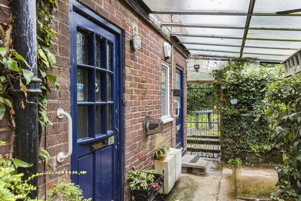 Additional image 19 of Riverside Close, St. Albans, Hertfordshire