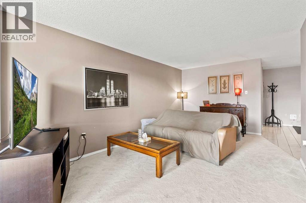 704, 718 12 Avenue SW|Calgary, Alberta T2R0H7