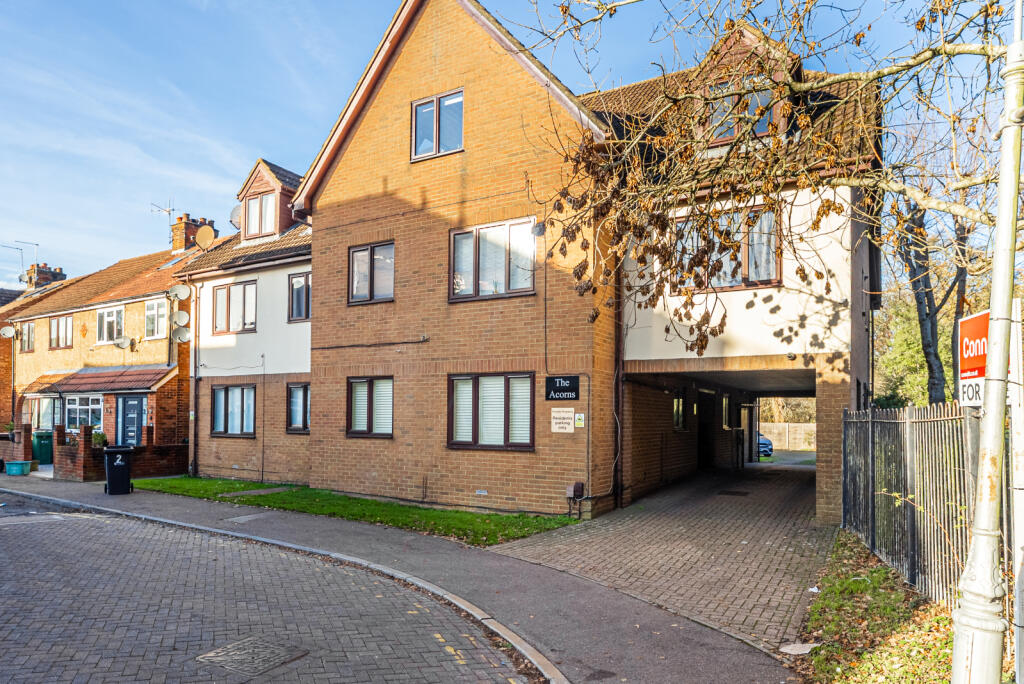 Additional image 9 of The Acorns, Wynchlands Crescent, St. Albans, Hertfordshire, AL4