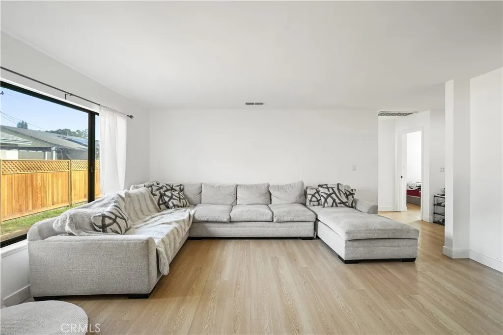 Additional image 11 of 30257 Trellis Rd, Val Verde, CA 91384